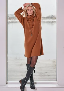 Henriette Steffensen Copenhagen KLEID MIT HOHEM HALS | 3246 RUST Fashion