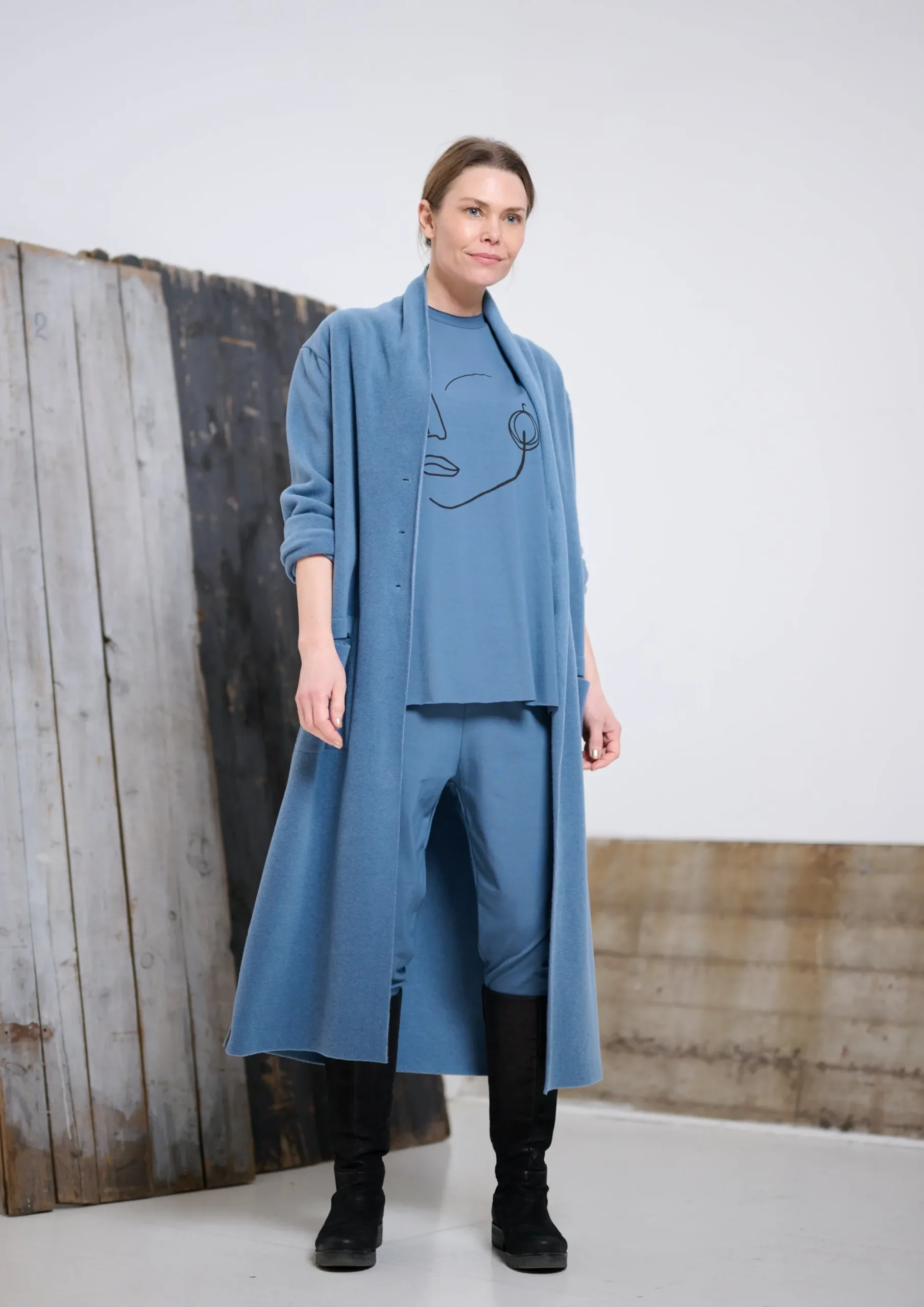 Henriette Steffensen Copenhagen LANGER CARDIGAN | 7162 DUSTY BLUE New
