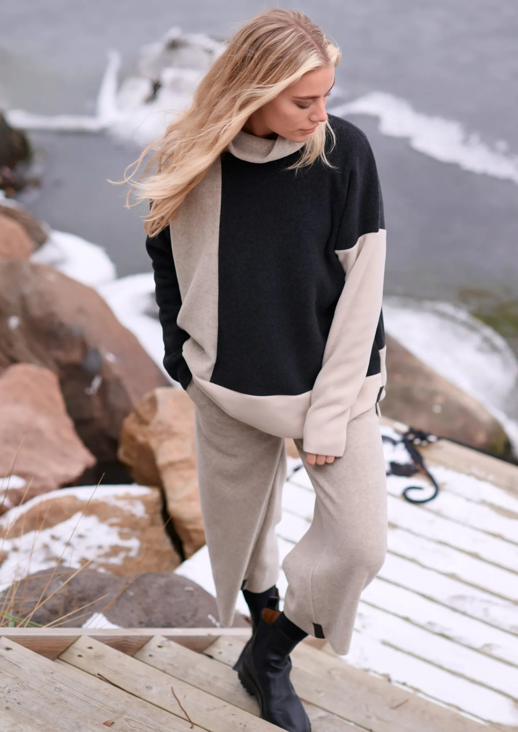 Henriette Steffensen Copenhagen PULLOVER PATCH | 1380 SOFT BLACK/SAND/KIT Discount
